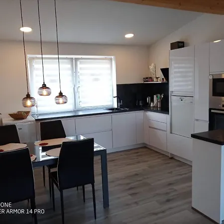 3-raum In Willmersdorf - Thueringer Wald Grossbreitenbach